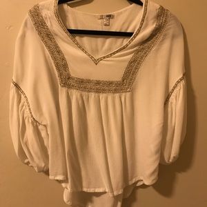 White flowy wide shoulder shirt